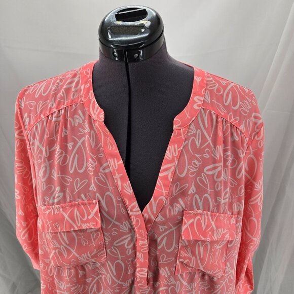 76-3 Torrid Pink Peach Heart Harper ¾ sleeve blouse top Size 1 (14/16) - Picture 3 of 10
